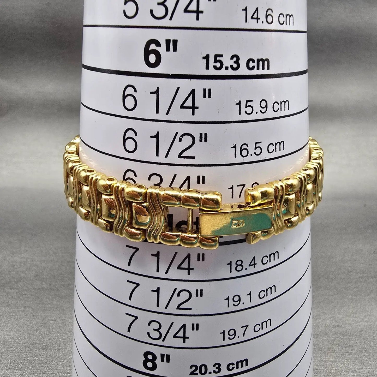 Bulova Watch Women 16mm Ivory Dial Gold Tone Gemmed Oval 98R37 New Battery9