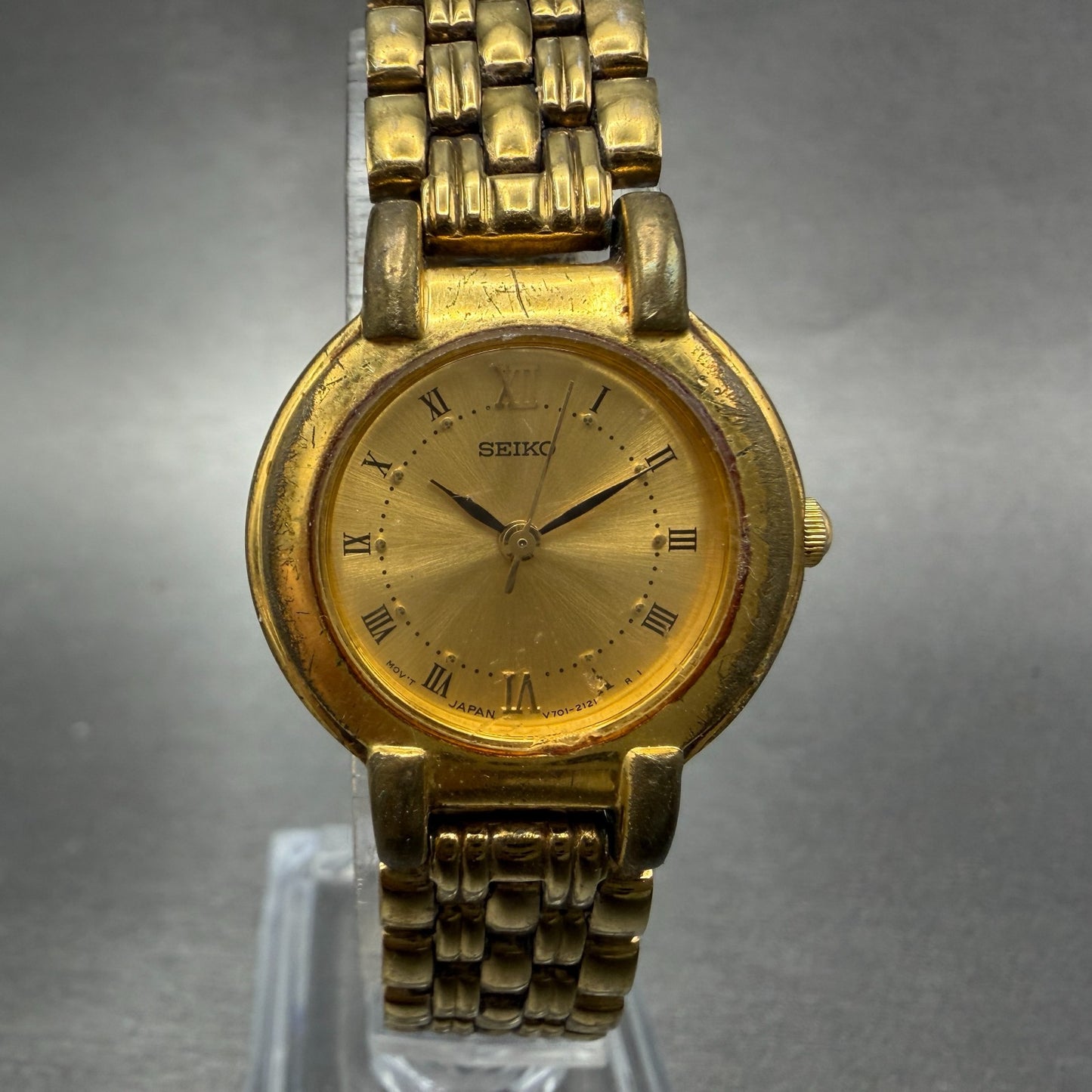Seiko Watch Women 24mm Champagne Dial Gold Tone Round V701-1781 New Battery0