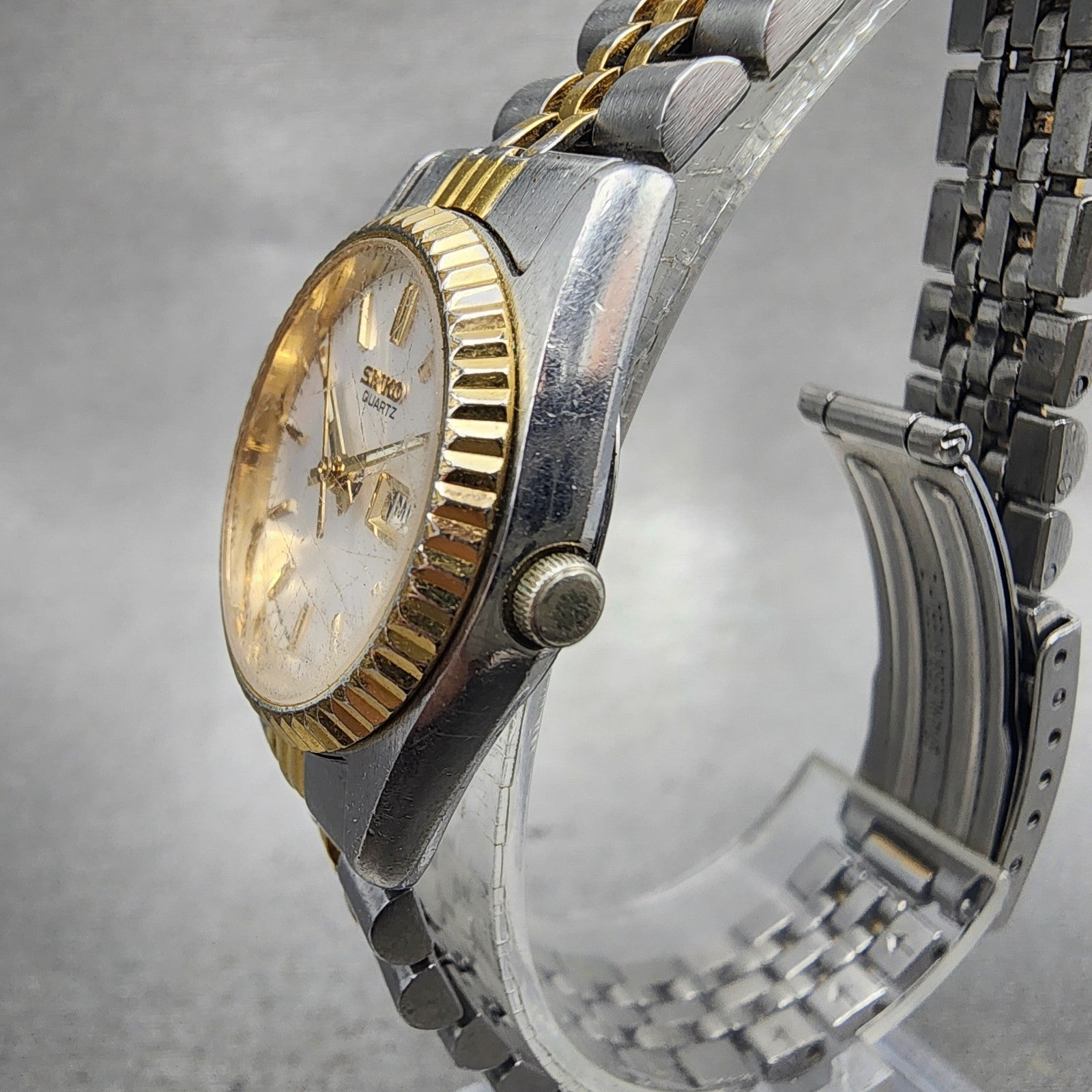 Seiko Watch Women 24mm White Dial Two Tone Daydate Round 7N830049 New Battery N2