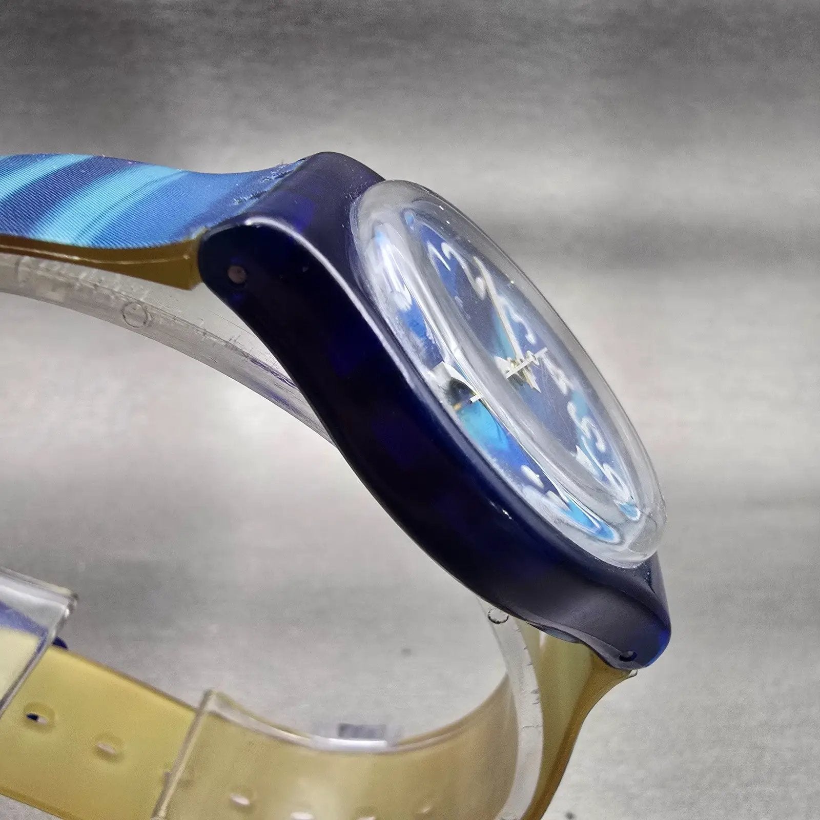 Swatch LINAJOLA Watch Men 34mm Blue Dial Blue Tone Round GN237 New Battery D3