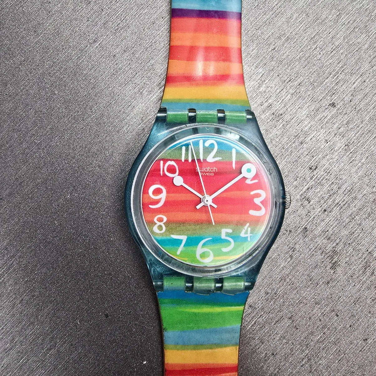 Swatch Color the Sky Watch Women 34mm Red Dial Blue Case Round GS124 New Battery1