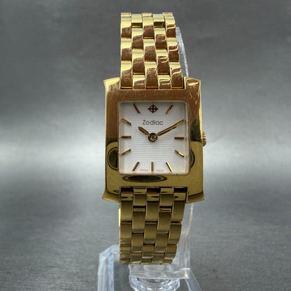 Zodiac Tank Watch Women 21mm White Dial Gold Tone Rectangle Z03201 New Battery5