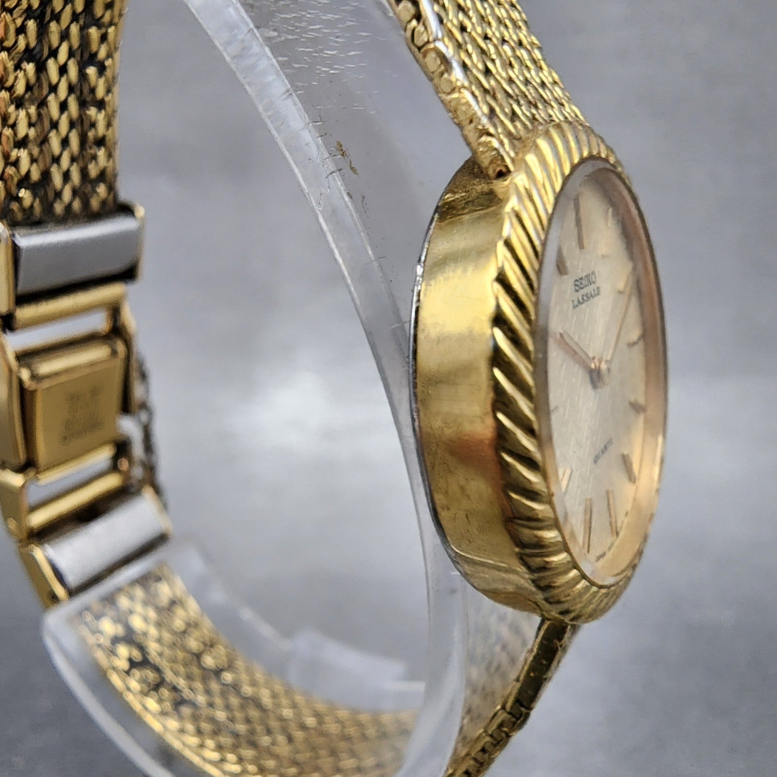 Seiko Lassale Watch Women 22mm Champagne Dial Gold Tone 14000479 New Battery3