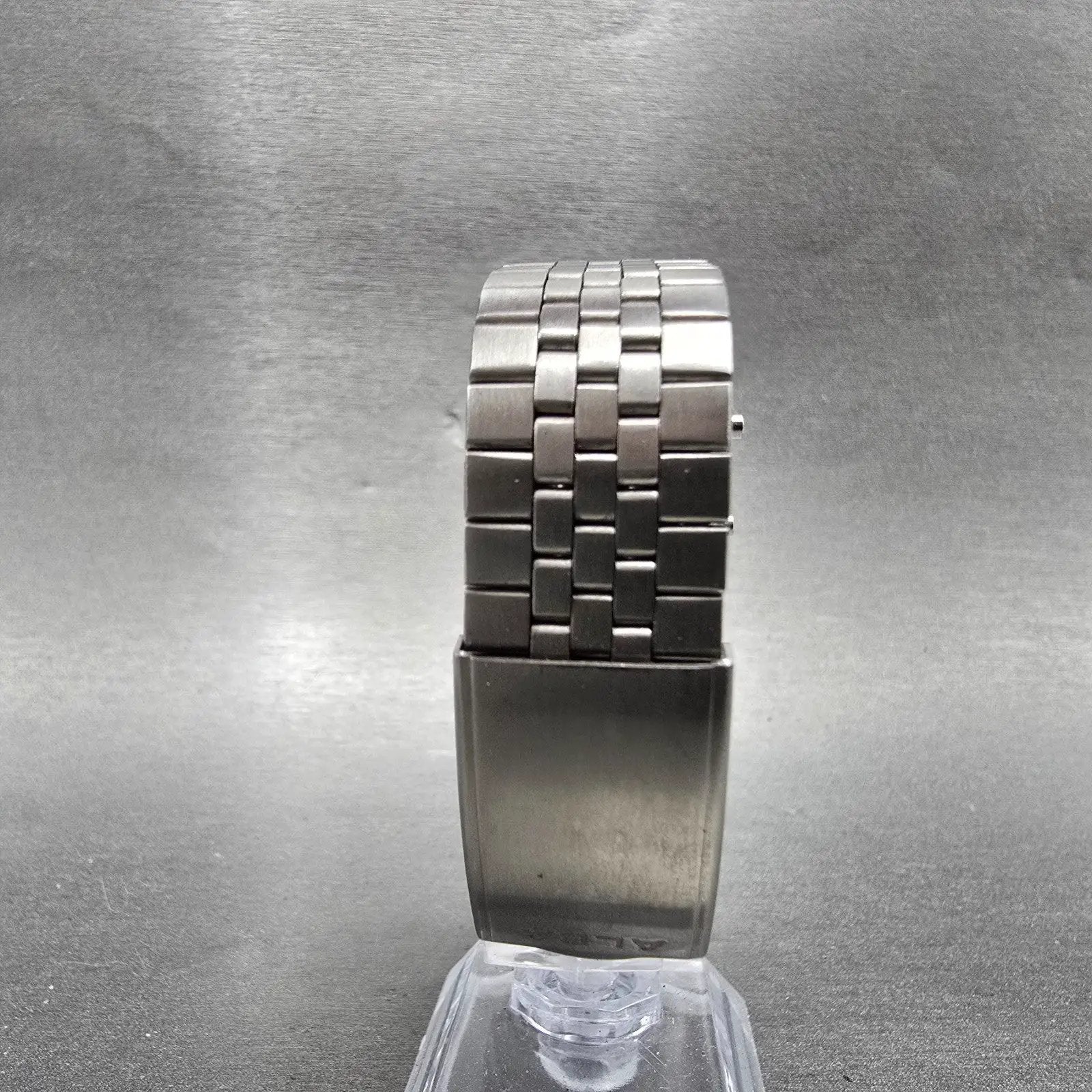 Seiko ALBA Watch Men 29mm White Dial Silver Tone Analog Digital V041-5050 PARTS8