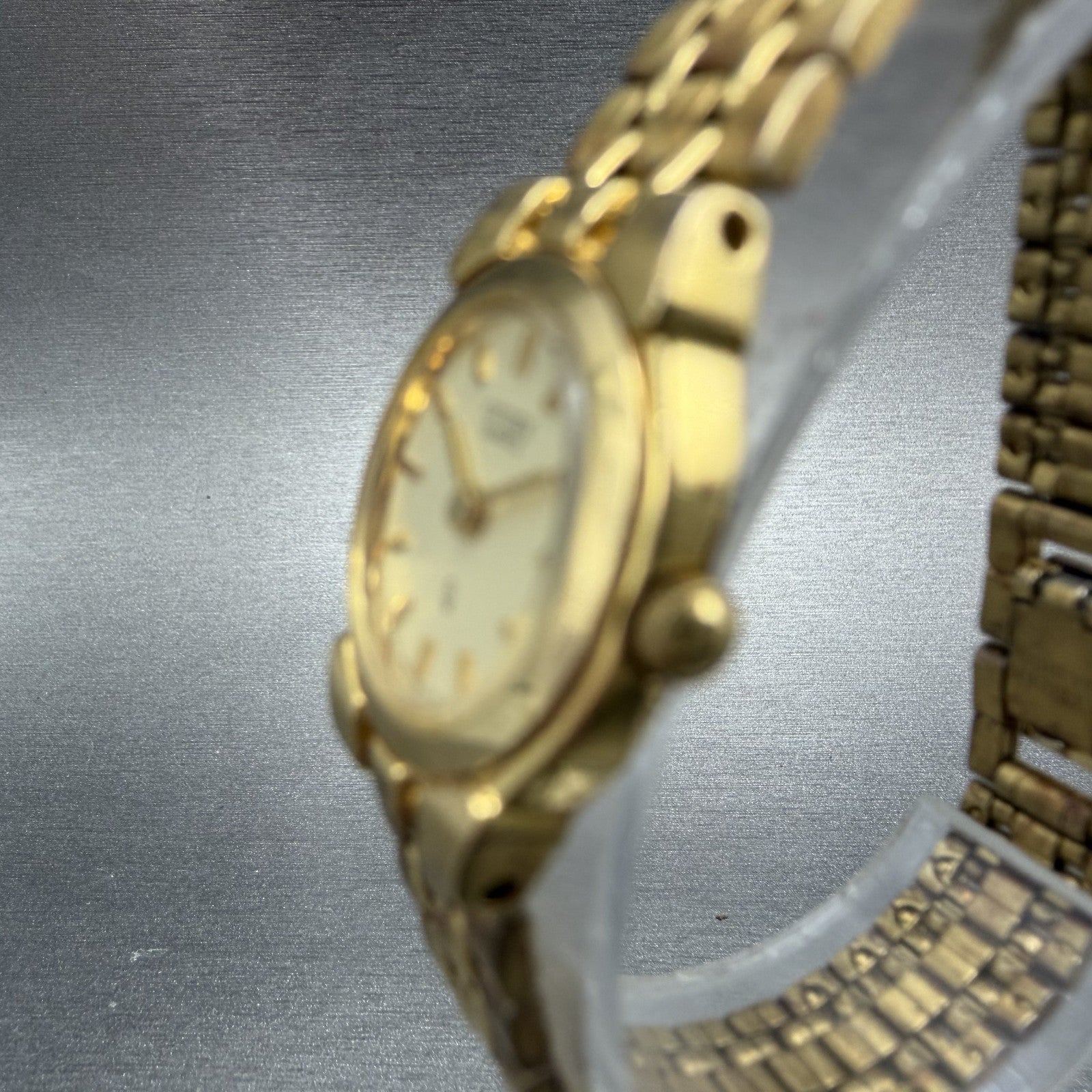 Citizen CQ Watch Women 20mm Champagne Dial Gold Tone Round 3220-K02791 New Batt2