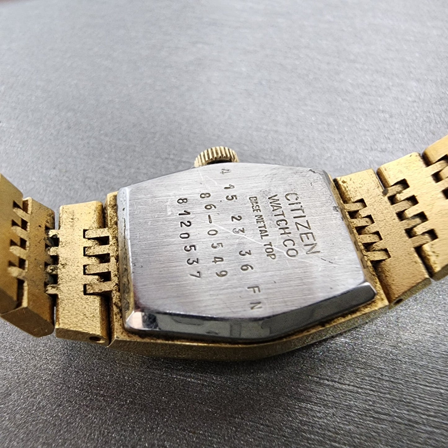 Citizen Watch Women 18mm Gold Dial Gold Tone Hexagon 860549 Manual Runs VTG9