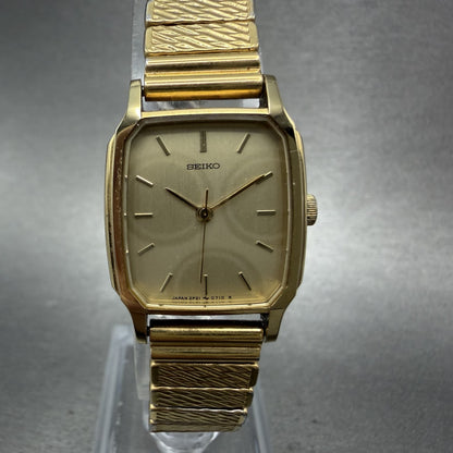 Seiko Watch Women 20mm Champagne Dial Gold Tone Rectangle 2P21-5230 New Battery0