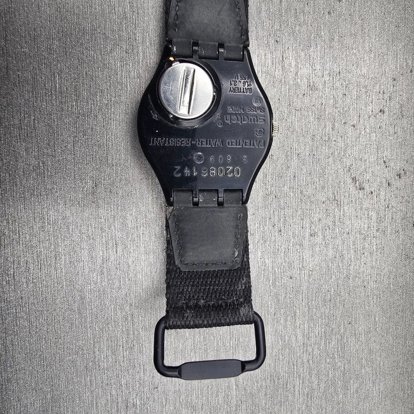 Swatch Access DOUBLE LOOP Watch Men Purple Dial Black Tone SKB100 New Battery11