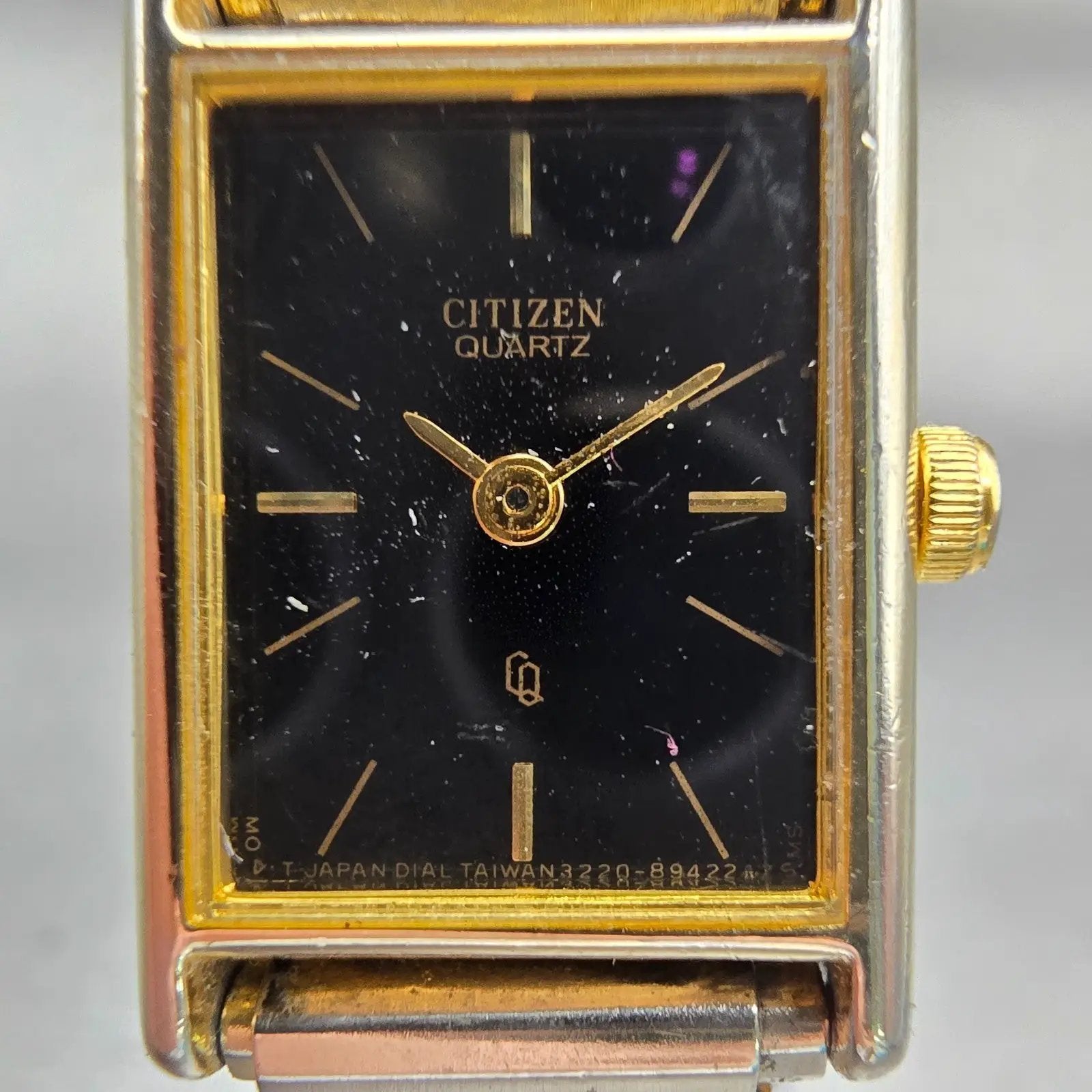 Citizen CQ Watch Women 17mm Black Dial Gold Tone Rectangle 3220-945174 New Batt1