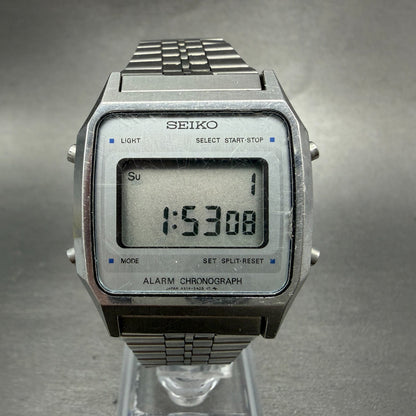 Seiko Digital Watch Men 34mm LCD Silver Alarm Chrono A914-5A09 New battery0