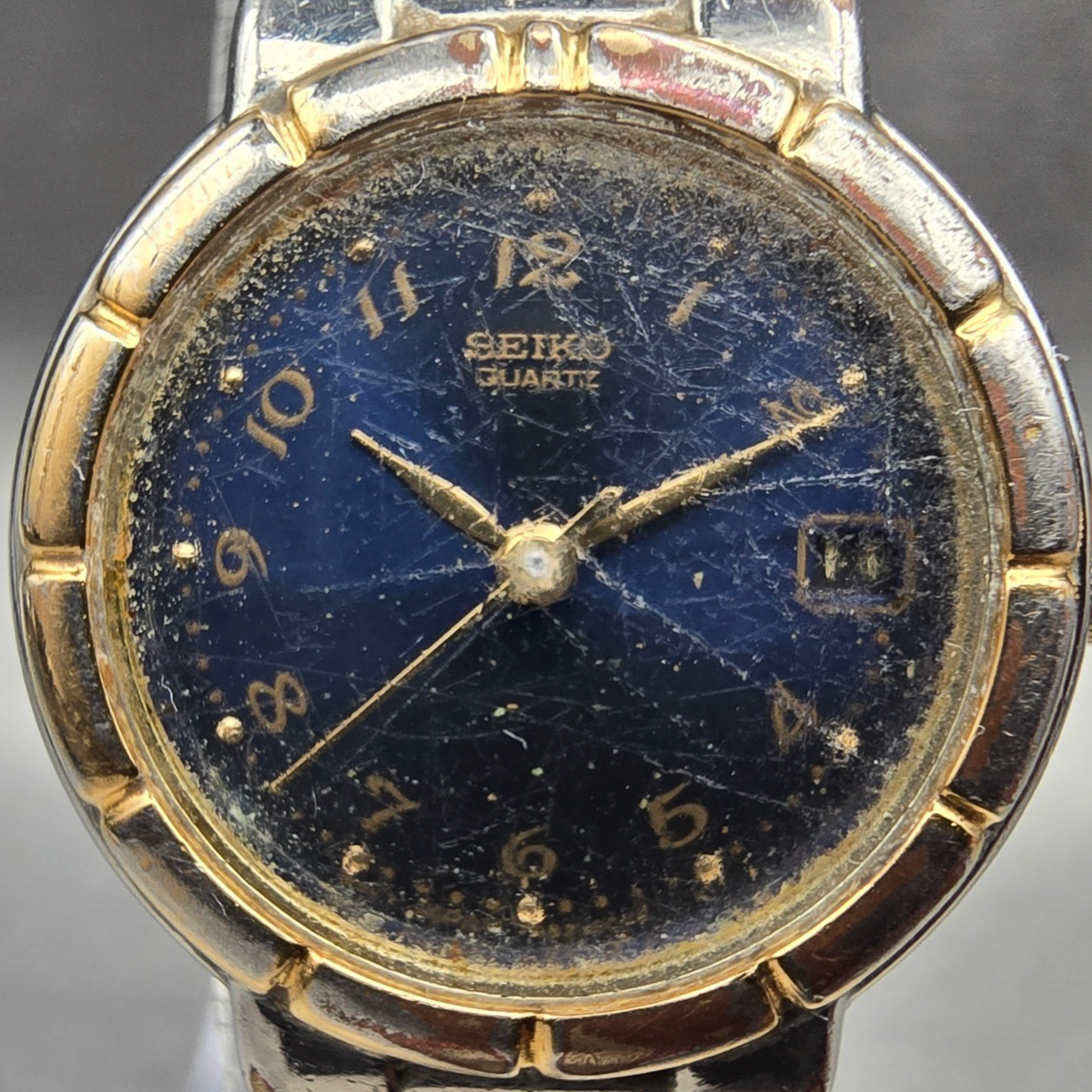 Seiko Watch Women 23mm Blue Dial Two Tone Date Round 7N82-6B79 New Battery JP1