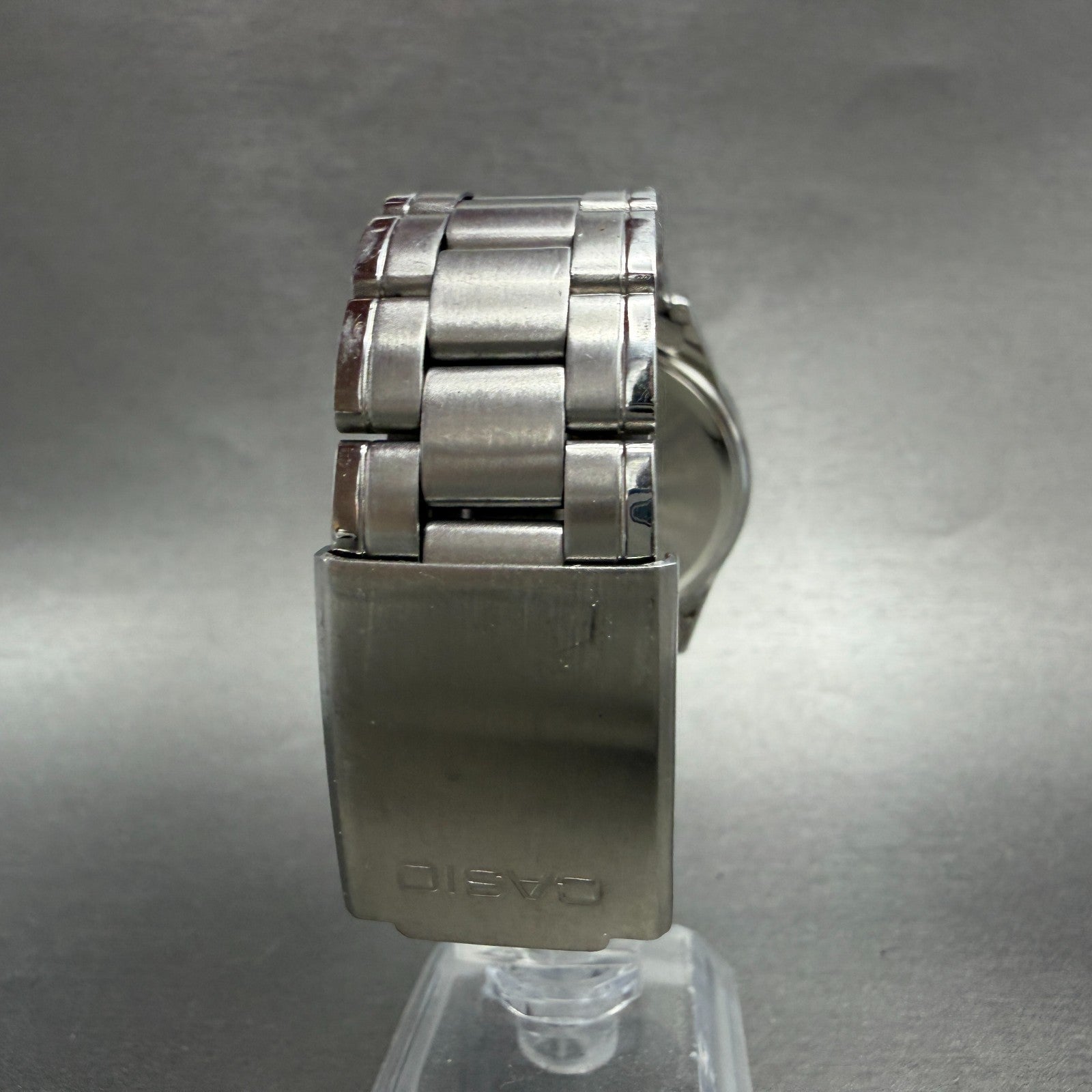 Casio Watch Men 37mm Black Dial Silver Tone Date Round MTP-1215 New Battery7