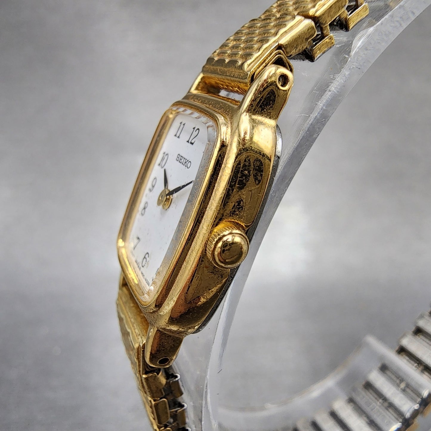 Seiko Watch Women 18mm White Dial Gold Tone Rectangle 1N005K29 New Battery2