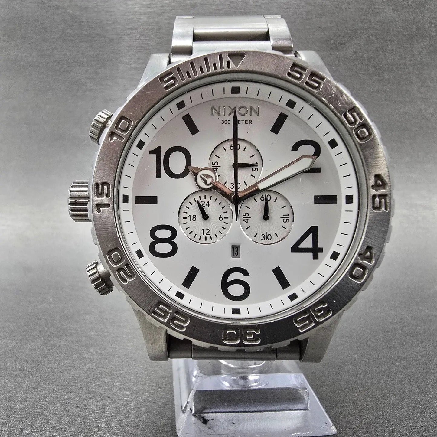 Nixon 51-30 Chronograph Watch Men 51mm White Dial Steel Date Round New Battery5