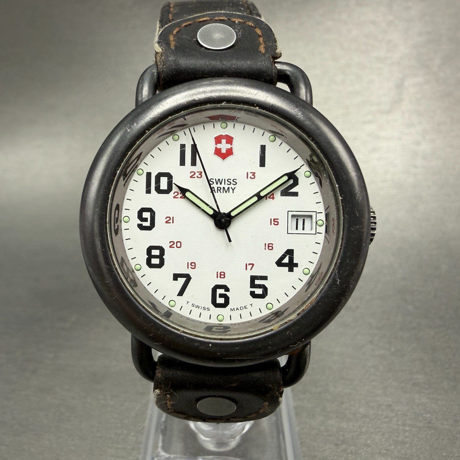 Victorinox Swiss Army Cavalry Watch Men 37mm White Dial Black Tone PARTS KPO0