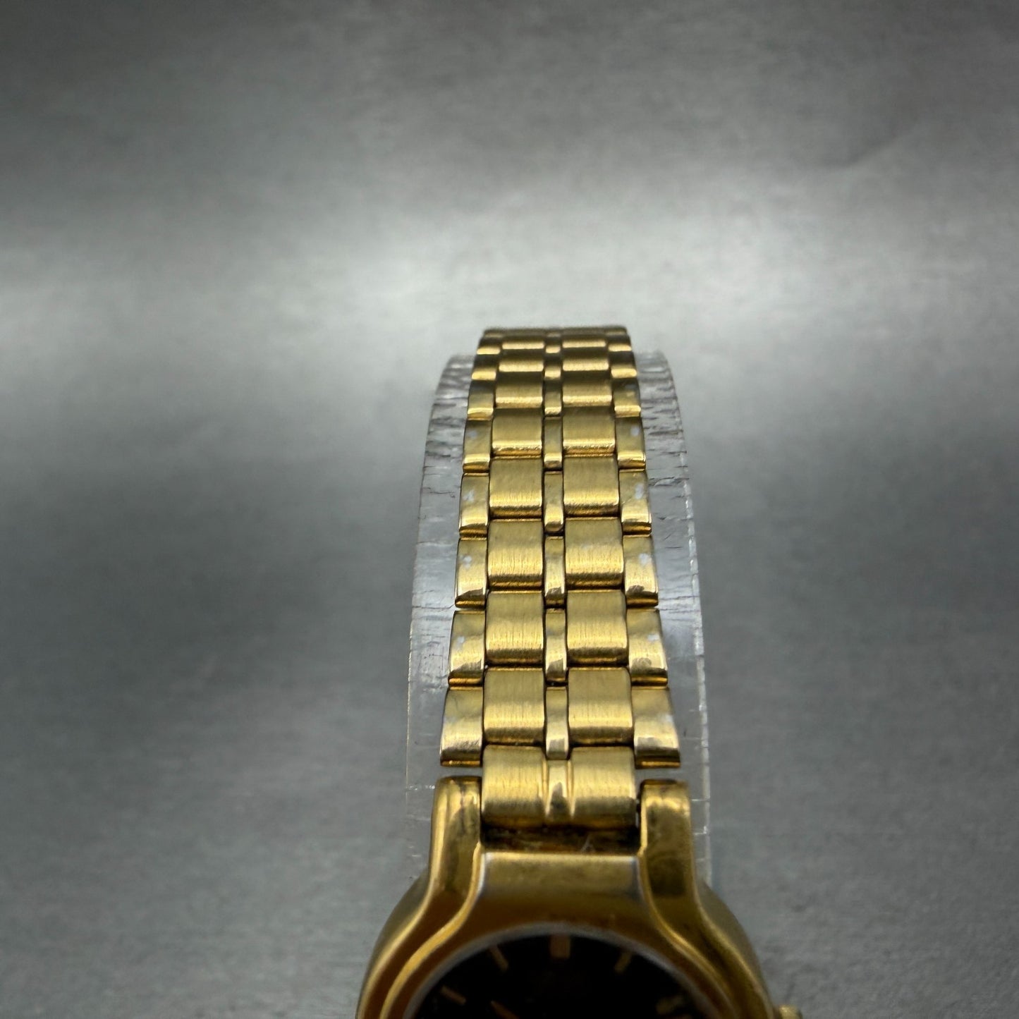 Seiko SX Watch Women 19mm Black Dial Gold Tone Round V401-0091 New Battery HE64