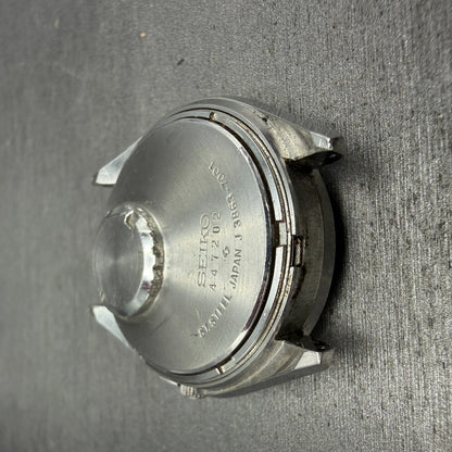 Seiko QR Watch Men 37mm Silver Dial Silver Tone Daydate Round 3863-7001 PARTS FG12