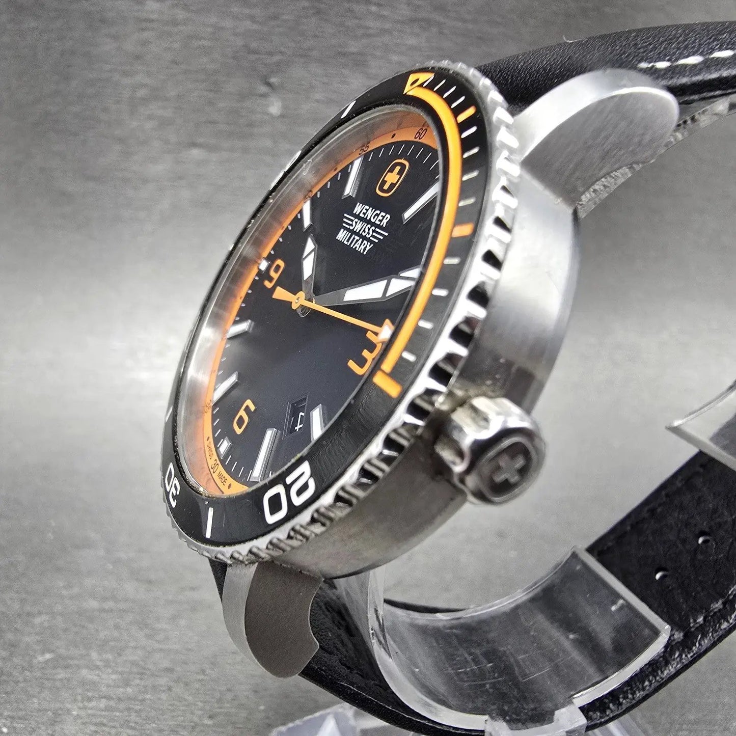 Wenger Swiss Military Roadster Watch Men 43mm Black Dial Steel Orange New Batt2