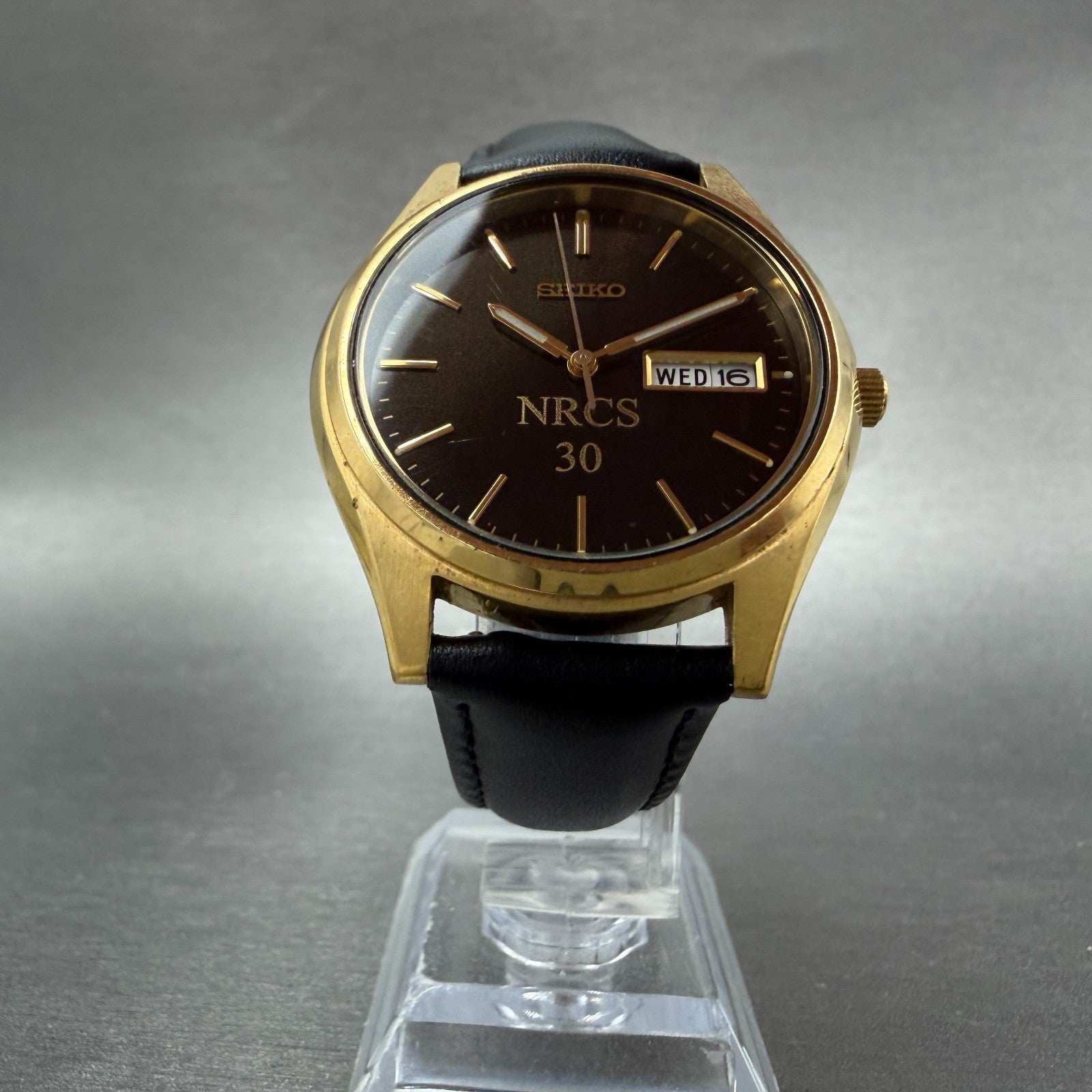Seiko Watch Men 37mm Black Dial Gold Tone Daydate Round 7N43-9048 New Battery 7H5