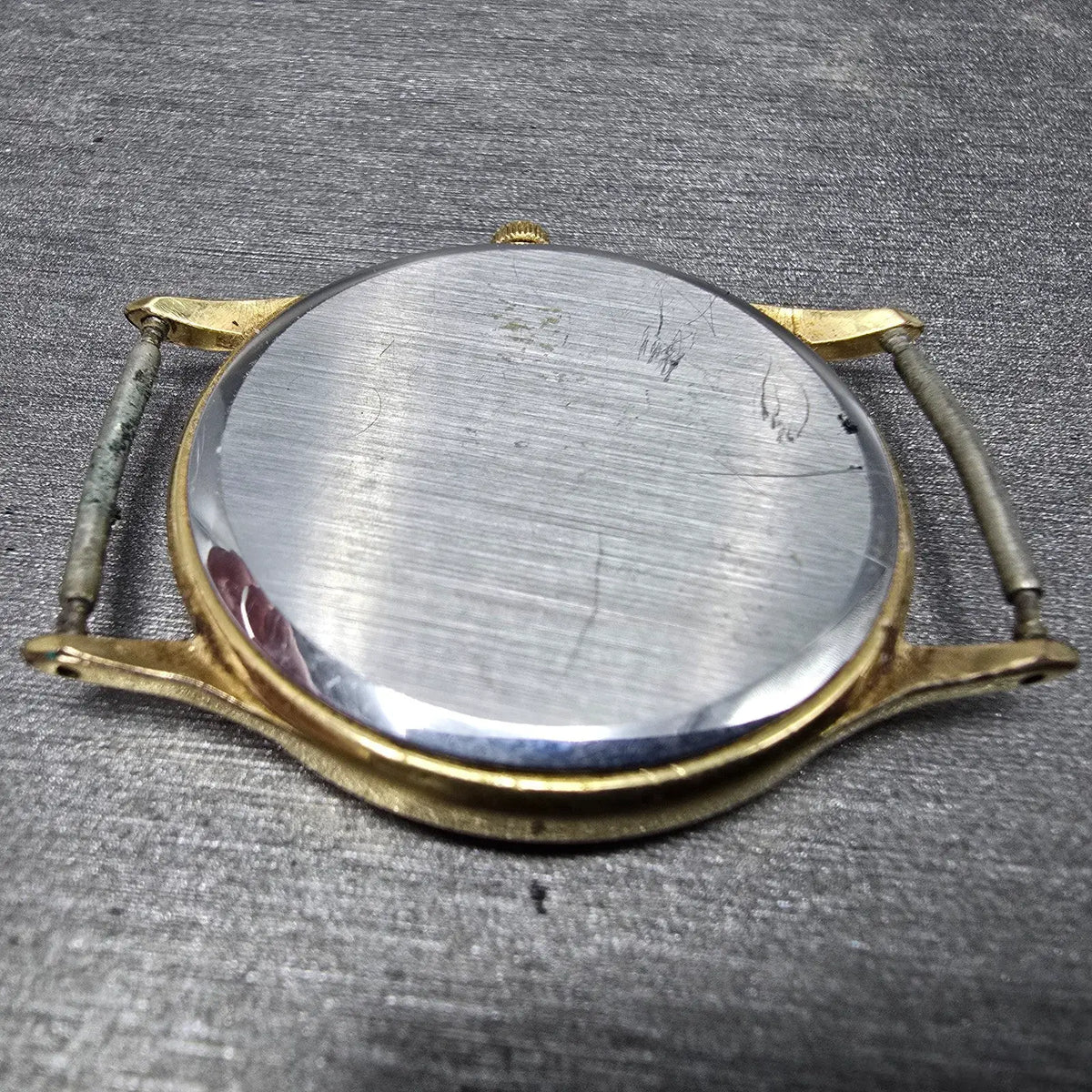 Cyma Watch Men 33mm White Dial Gold Tone Date Round Swiss Vintage PARTS13