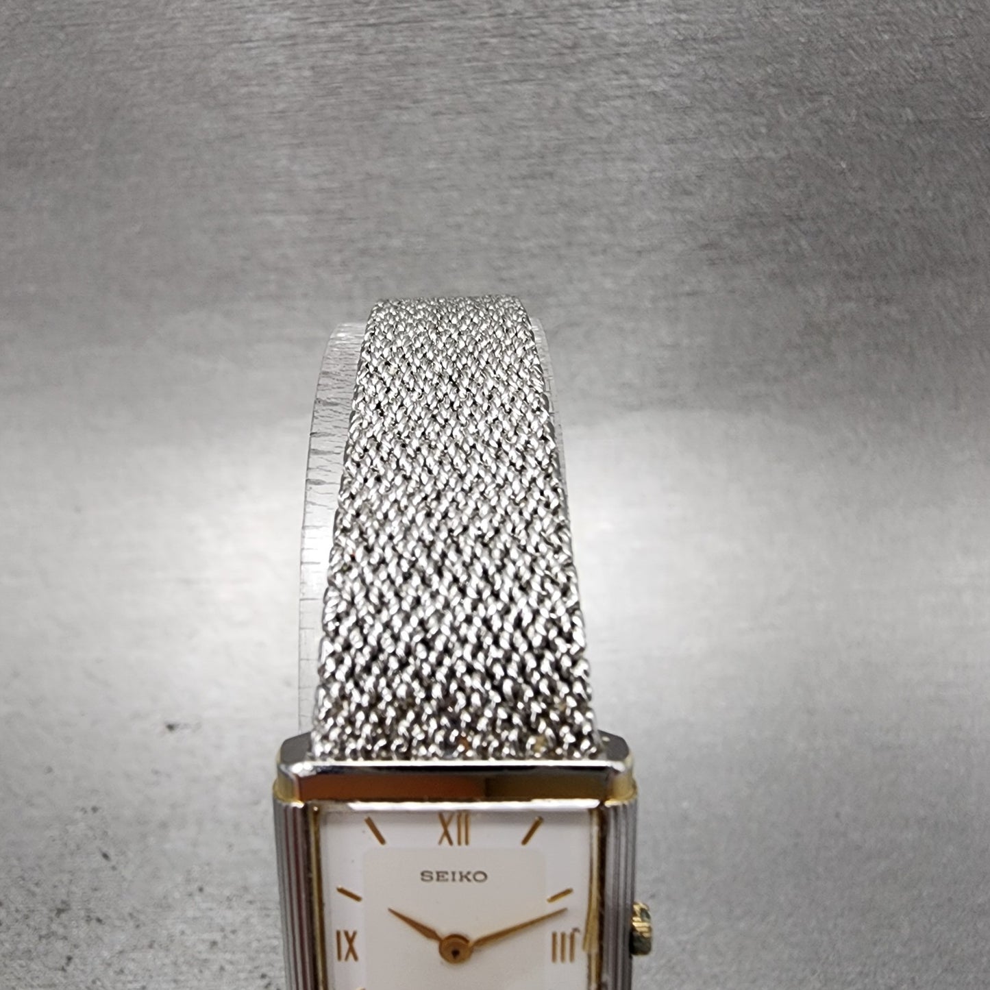 Seiko Exceline Tank Watch Women 18mm Silver Dial Two Tone 73206450 New Battery4