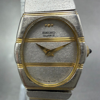 Seiko Watch Women 19mm Silver Dial Two Tone Oval Vintage 1400-8519 New Battey1