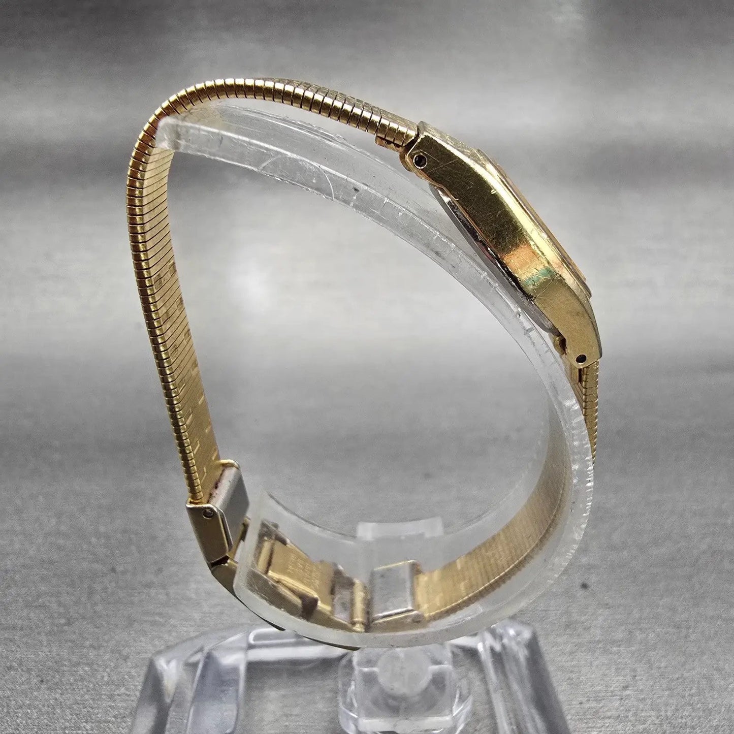 Seiko Watch Women 16mm Gold Dial Gold Tone Oval 2C21-5149 New Battery Vintage8