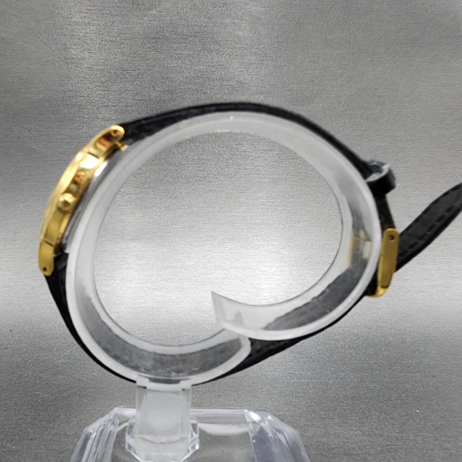 Seiko Watch Women 25mm Cream Dial Gold Tone Round 7N016880 New Battery6