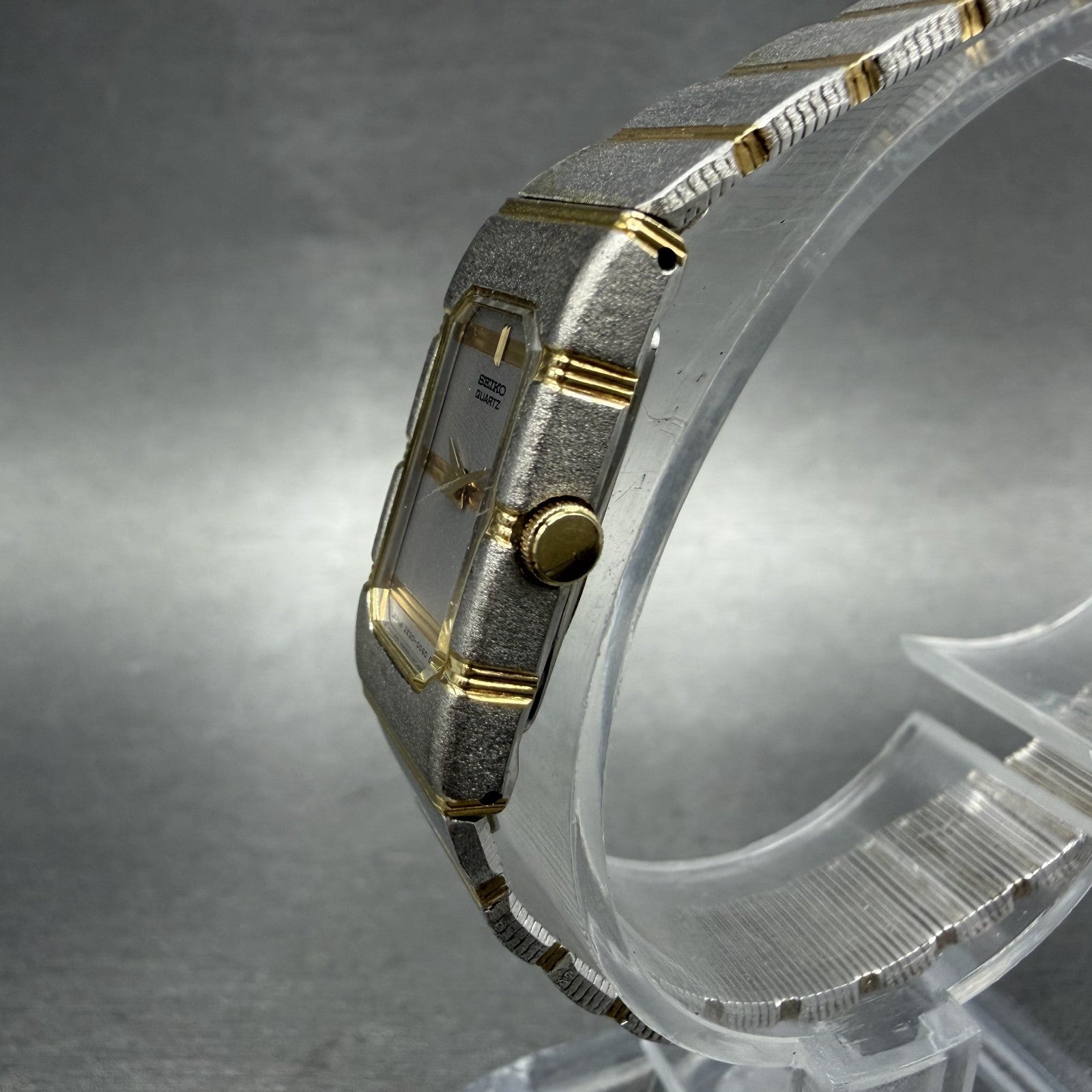 Seiko Watch Women 14mm Silver Dial Two Tone Rectangle 2E20-7259 New Battery2