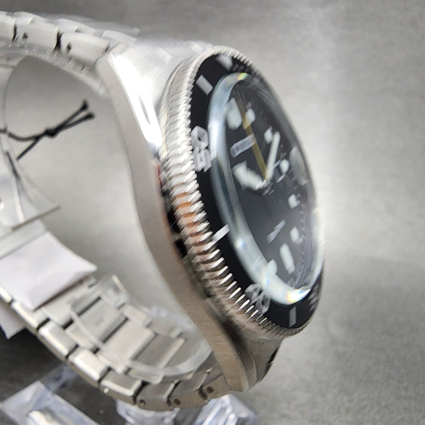 Citizen EcoDrive Dive Watch Men 43mm Black Dial Stainless Steel Date AW176081E3