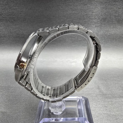 Seiko SQ 100 Watch Men 36mm Silver Dial Silver Tone Daydate 5Y23-7029 New Batt 76