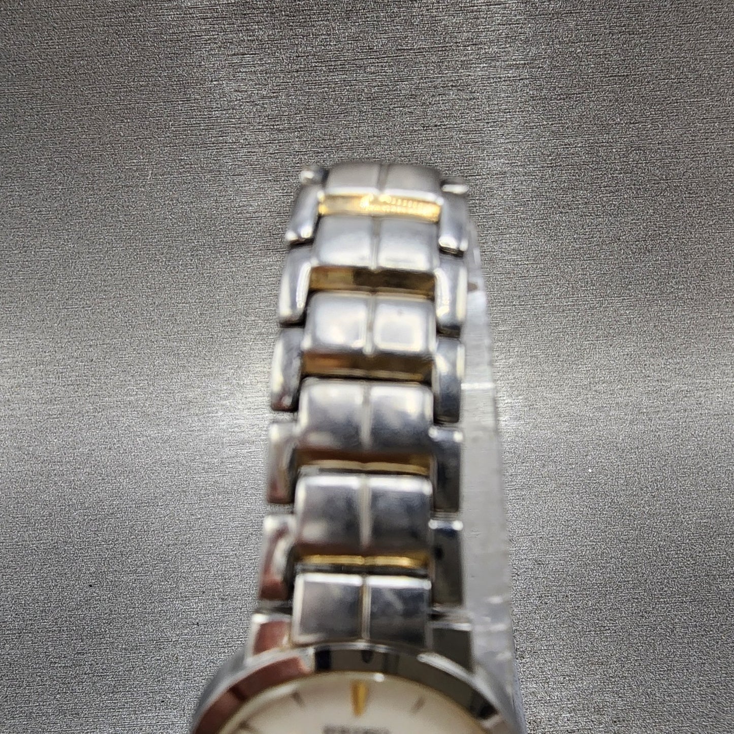 Seiko 50m Watch Women 25mm White Dial Two Tone Round 7n000ar0 New Battery4
