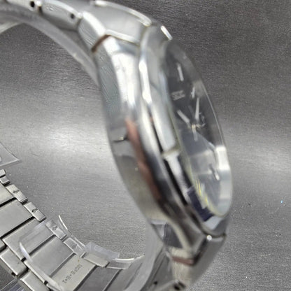 Seiko Solar Watch Men 39mm Black Dial Silver Tone Date Round V157-0AC0 Works3