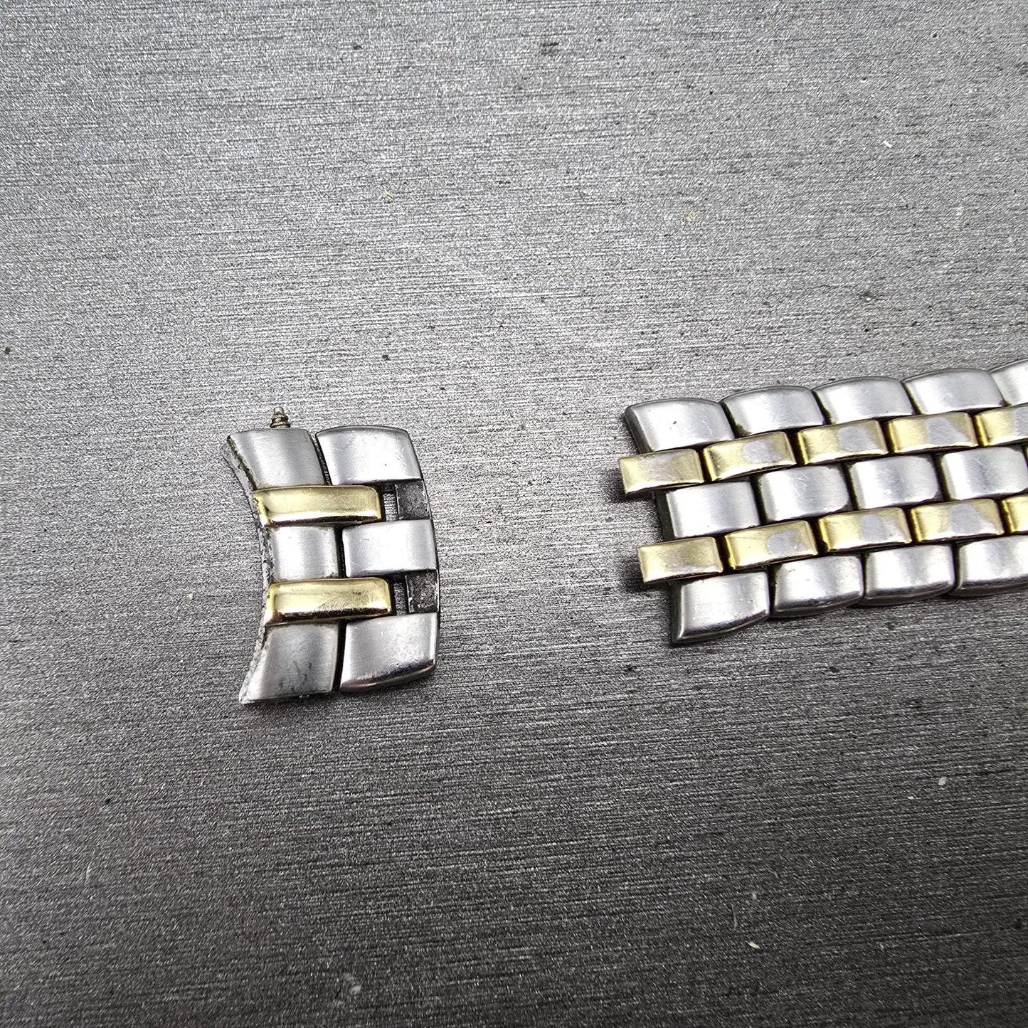 Citizen Bracelet 20mm Stainless Steel Two Tone Tri Folding Clasp VTG READ!!!!!!!4