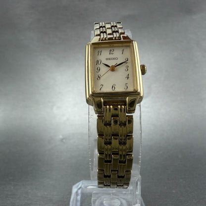 Seiko Tank Watch Women 16mm White Dial Gold Tone 1N01-0FH0 New Battery ZYGF65
