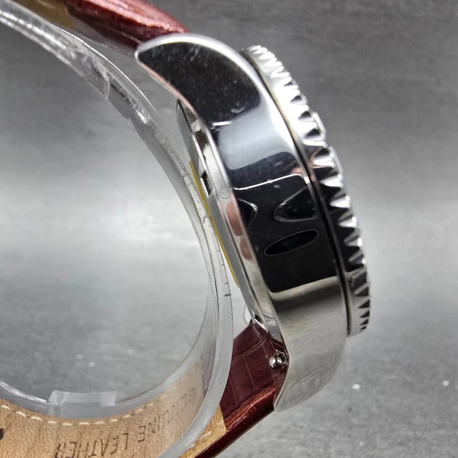Invicta Wildflower Dive Watch Women 34mm MOP Dial Silver Tone Date 4396 New Batt3