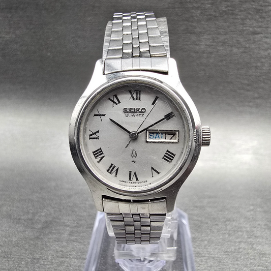 Seiko Watch Women 25mm Silver Dial Silver Tone Daydate 4326-0040 New Battery0