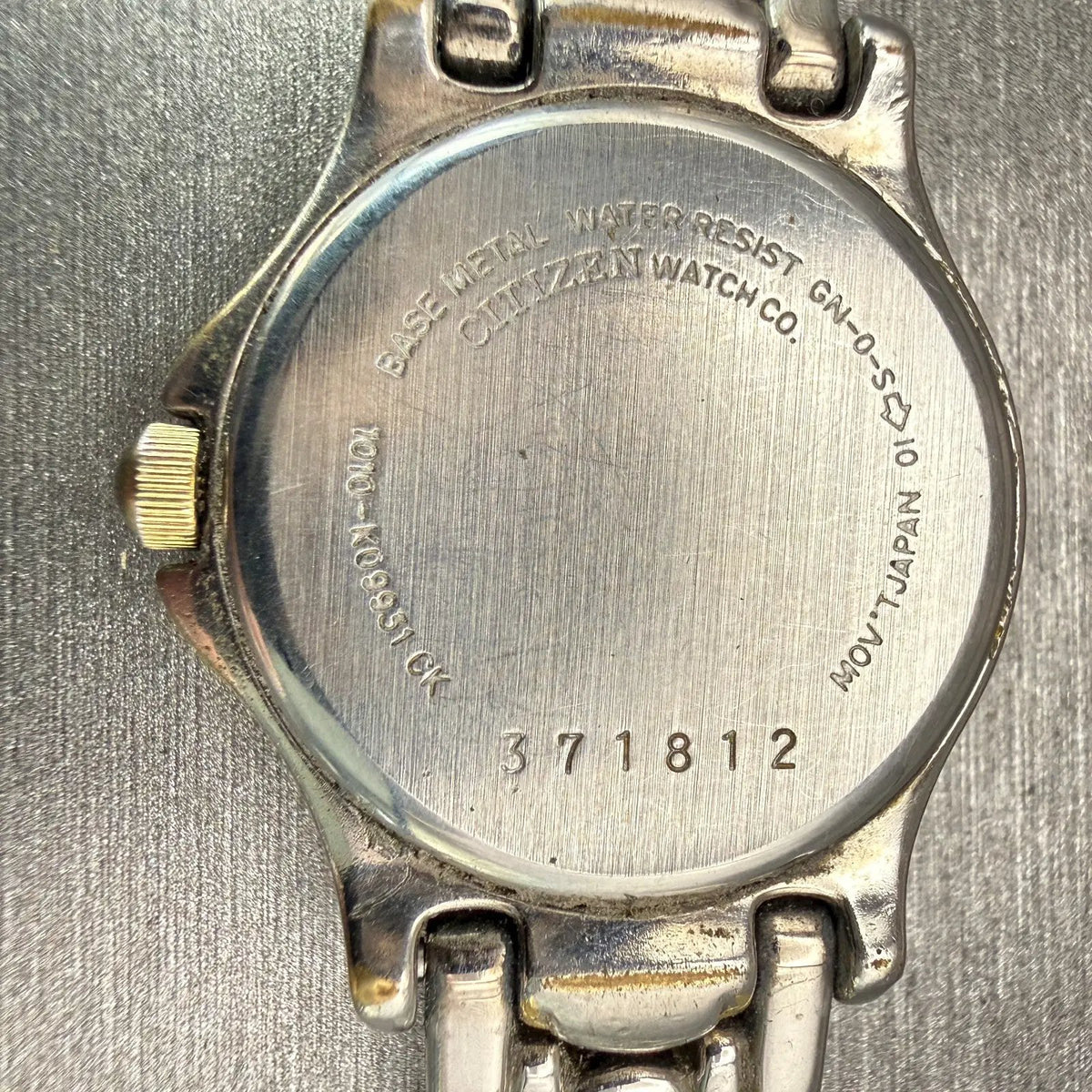 48304895