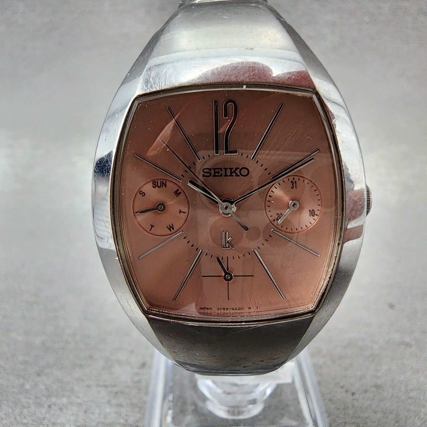 Seiko Lukia Watch Women 28mm Pink Dial Stainless Steel Daydate 5Y895A20 New Bat1
