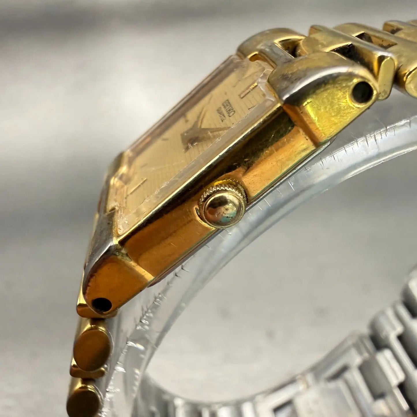 Seiko Watch Women 17mm Gold Dial Gold Tone Rectangle 2P20-5E60 New Battery VTG2