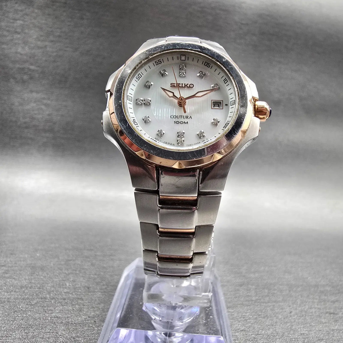 Seiko Coutura Watch Women 29mm MOP Dial Two Tone Date Round 7N82-0FR0 New Batt5