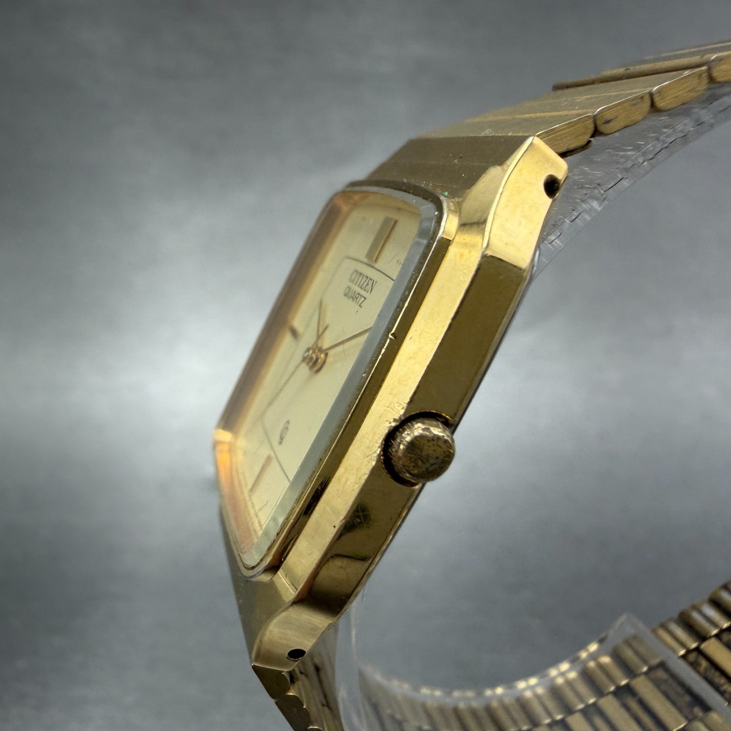Citizen Tank Watch Men 27mm Champagne Dial Gold Rectangle 4031-893514 New Batt2