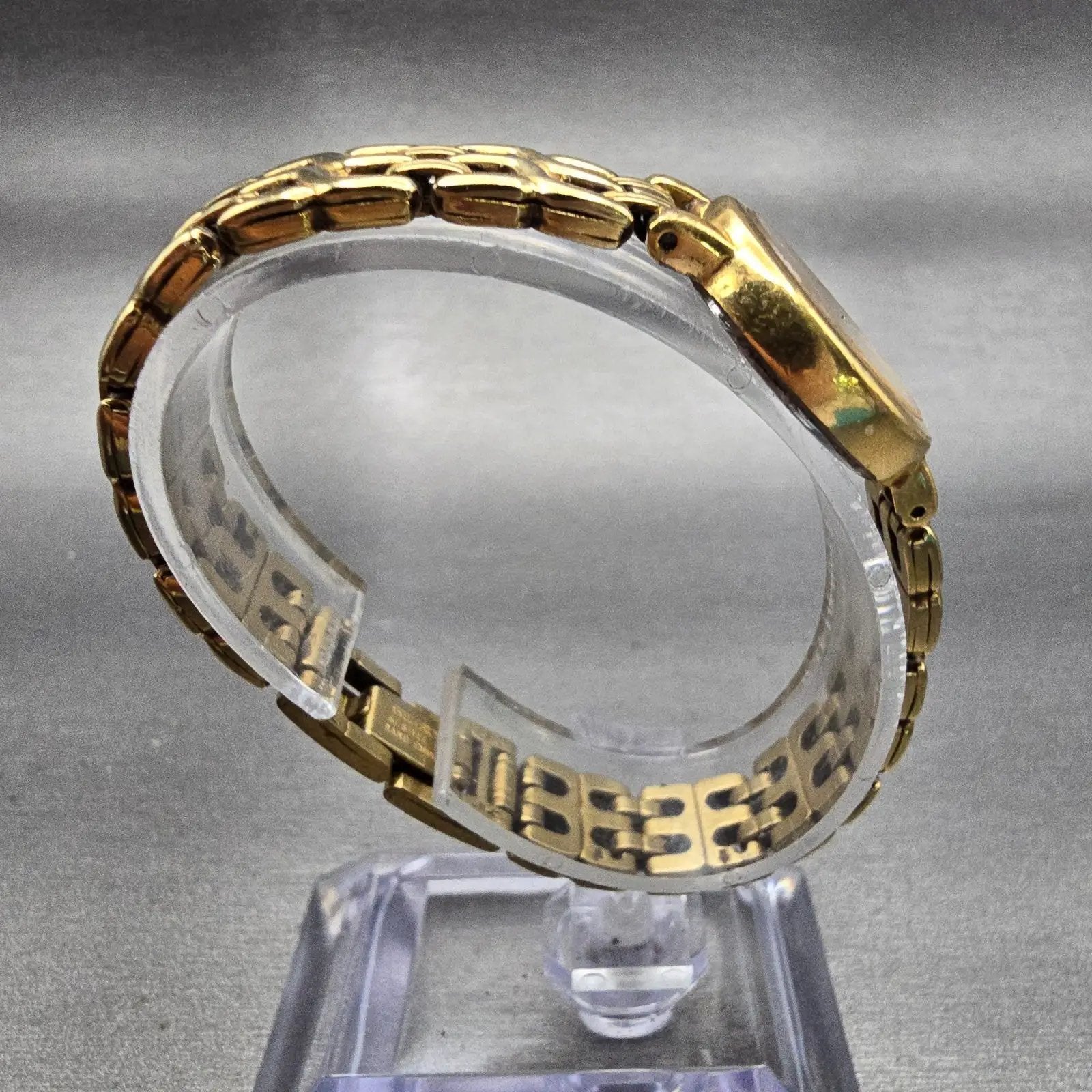 Seiko Watch Women 21mm Gold Dial Gold Tone Round 1N00-1E09 New Battery Vintage8