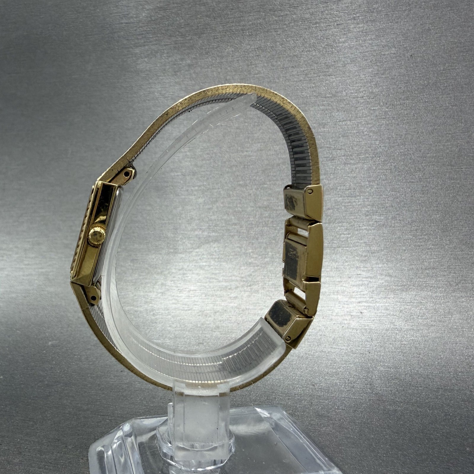 Bulova Tank Watch Women 16mm Black Dial Gold Tone Rectangle P8 New Battery6