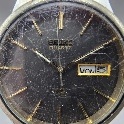 Seiko SQ Watch Men 35mm Gray Dial Two Tone Daydate Round 8223-8009 PARTS2