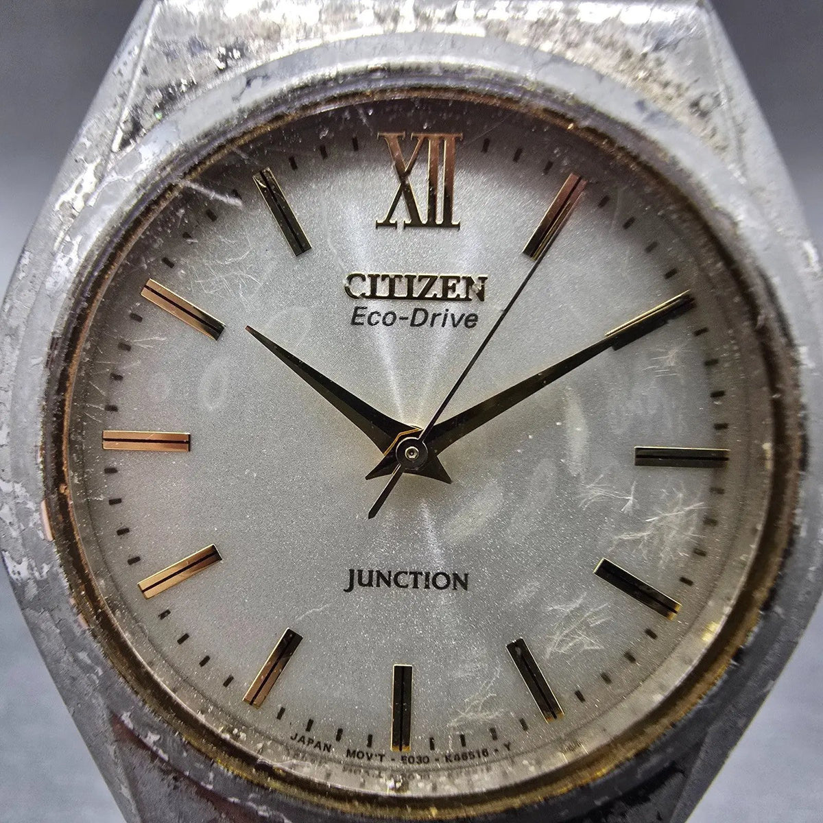 Citizen Junction Eco-Drive Watch Men 35mm Champpange Dial Two Tone Round Works F1