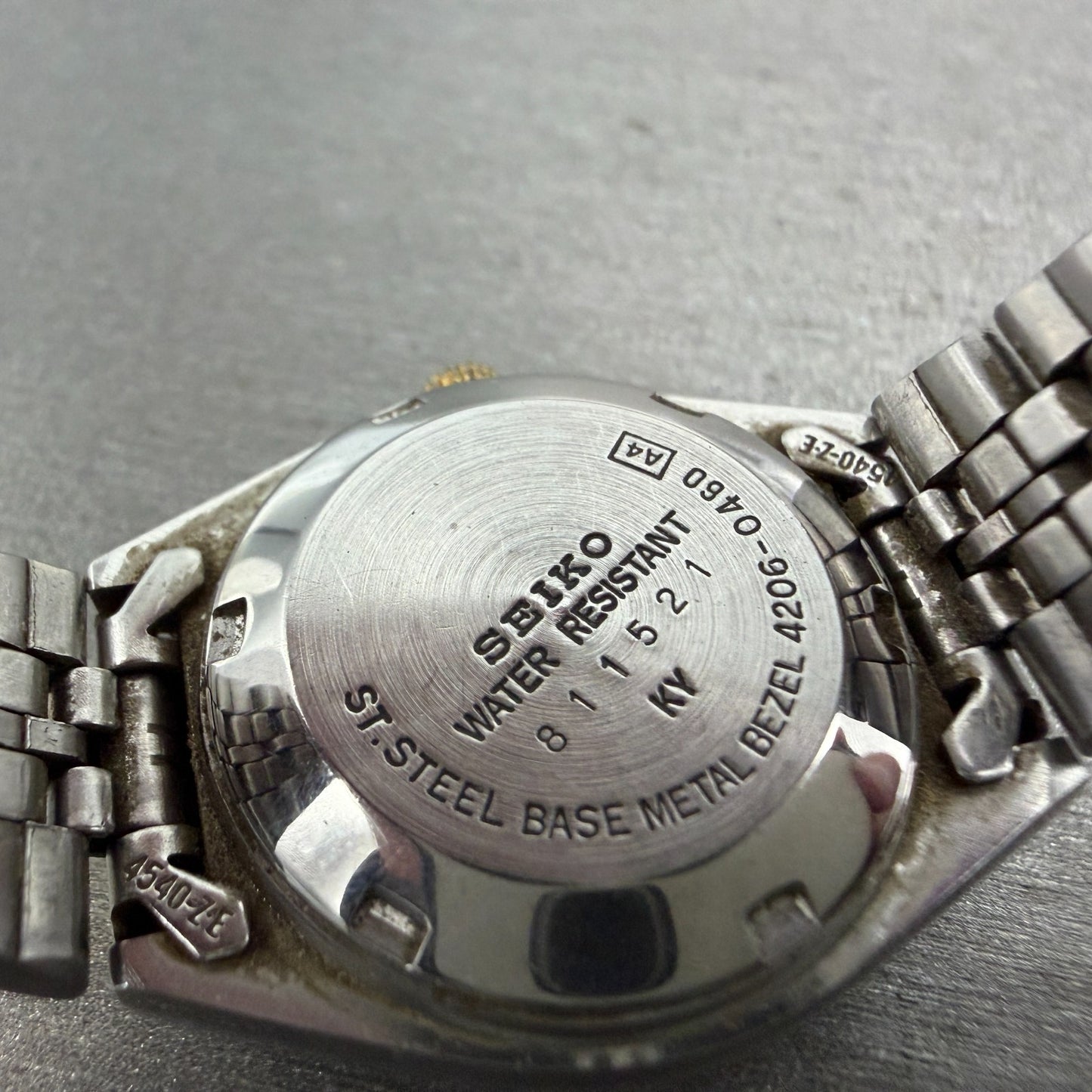 Seiko 5 Automatic Watch Women 25mm Champagne Dial Two Tone Daydate 4206-0460 Run9