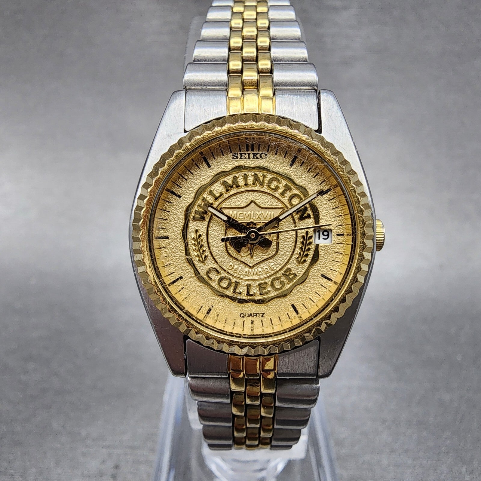 Seiko Watch Women 25mm White Dial Two Tone Daydate 7N830041 Wilmington College0