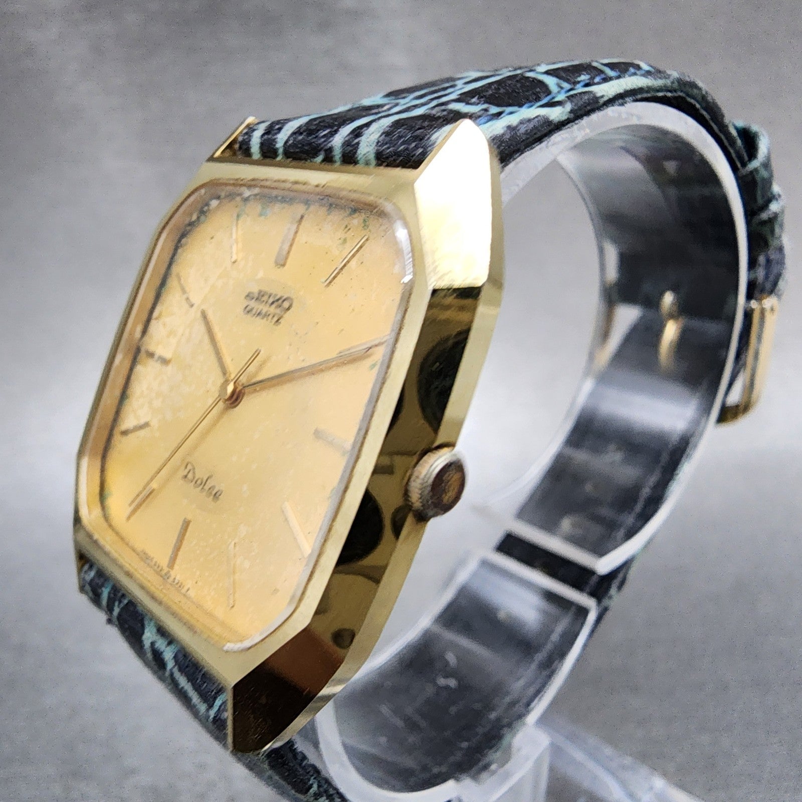 Seiko Dolce Tank Watch Men 30mm Gold Dial Gold Tone Rectangle 59315300 New Batt2