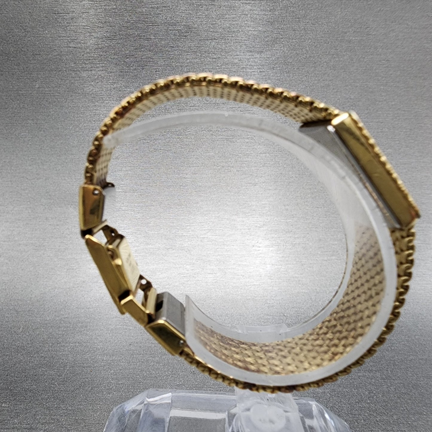 Seiko Exceline Watch Women 18mm Gold Dial Gold Tone Tank Rectangle New BatteryA18